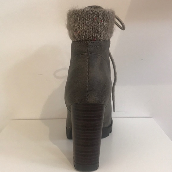 Raleigh Ankle Boot - Picture 4 of 7